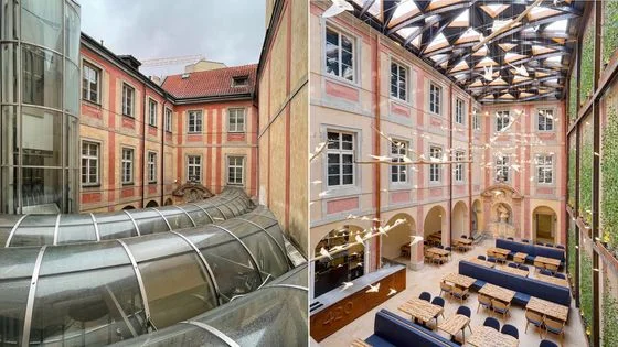 Vnitřní dvůr domu u červené lišky s skleněnou střechou