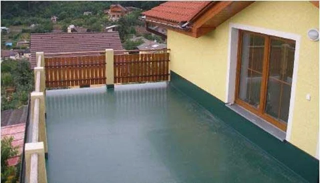 Zelená hydroizolace balkonu po dokončení práce